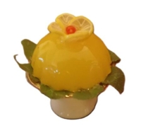 Gul gelédessert på opsats