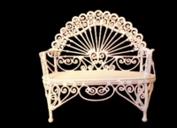 Havebænk i hvidt metal