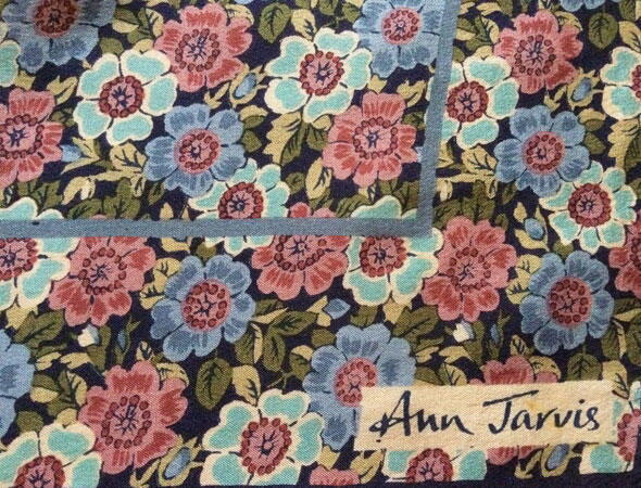 VINTAGE Ann Jarvis silketørklæde