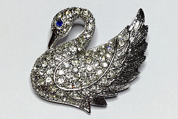 Flot stor svanebroche